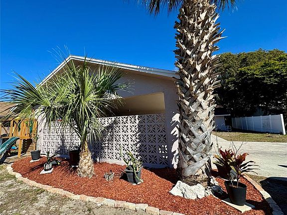 2nd image of 7116 Green St #7118