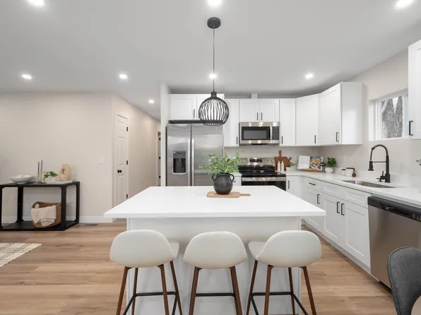 48 Kendall St, London, OH 43140