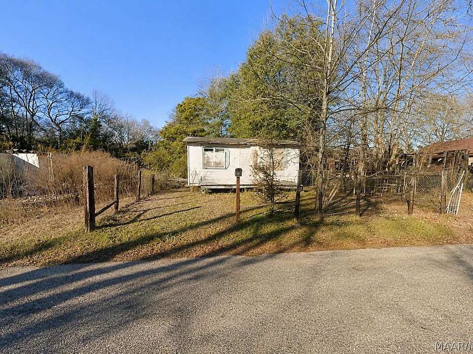 1st image of 105 Minter Ave