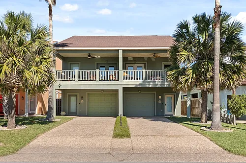 124 E Acapulco St #B Photo 1