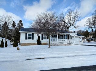18 Myrtle Ave, Penn Yan, NY 14527