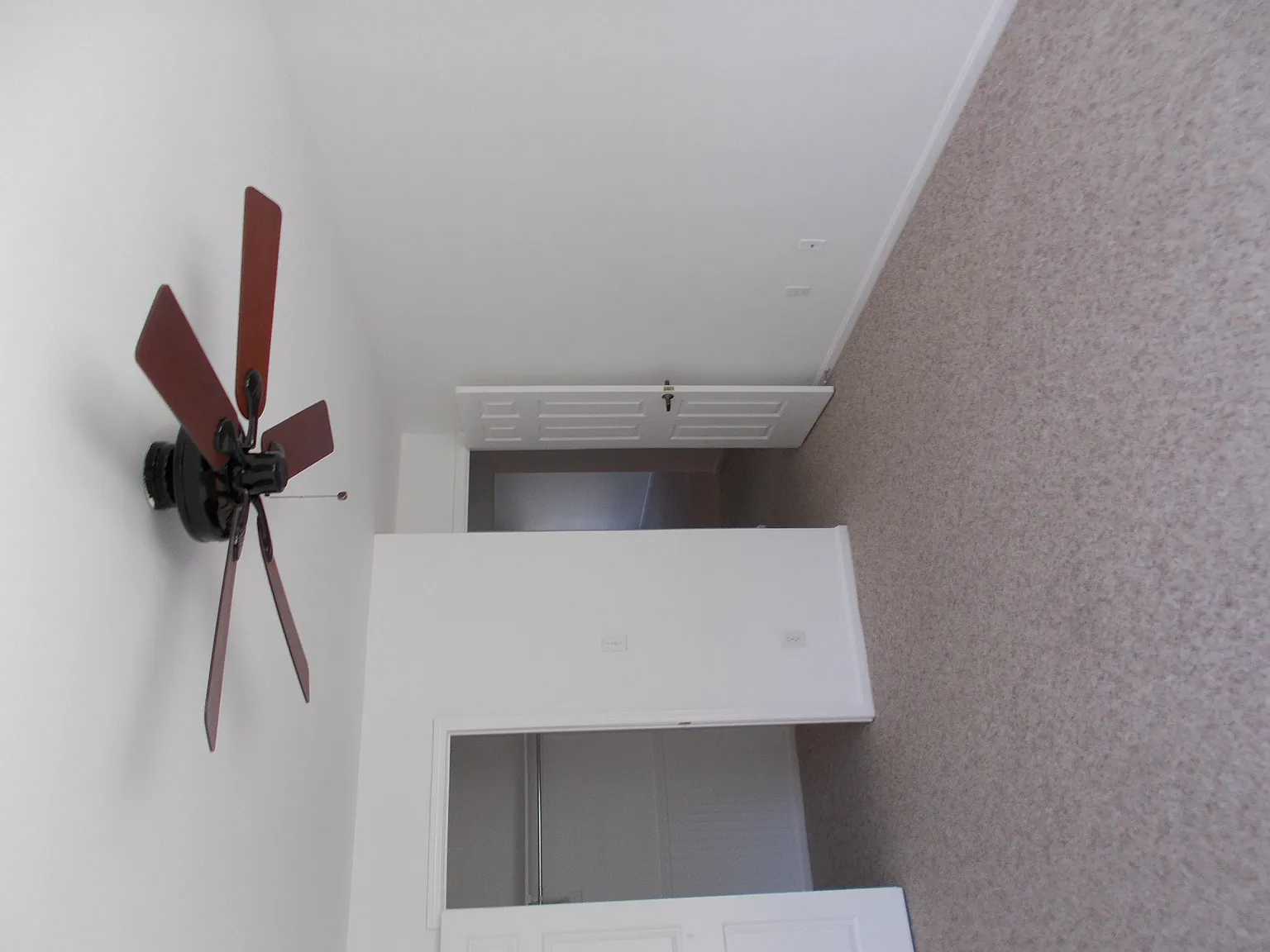 2 bed, 1200 sqft, $2,550 — Photo 3