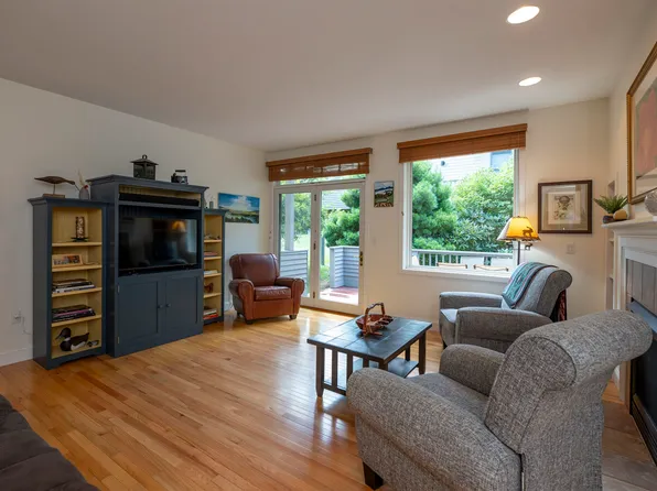 101 Catamount Road #A, Hartford, VT 05059