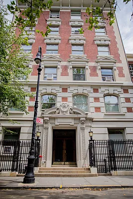 Sold by HomeDax Real Estate | media 7