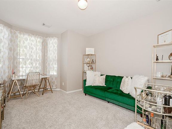 4th image of 20219 Sendera Oaks Ln