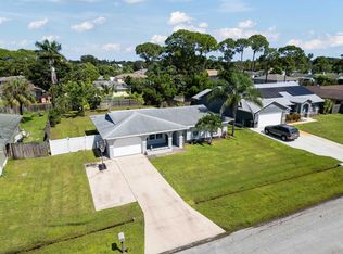 1167 SE Proctor Ln, Port Saint Lucie, FL 34983