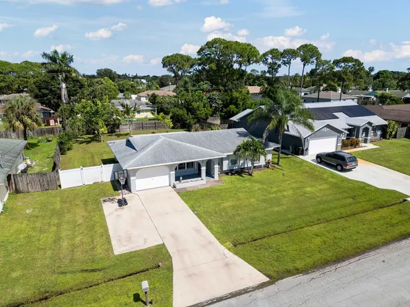 1167 SE Proctor Lane, Port St Lucie, FL 34983