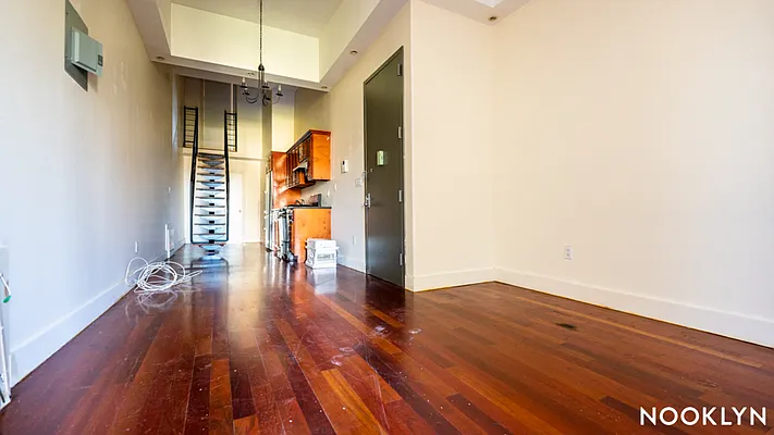 Rented by Nooklyn NYC LLC | media 19