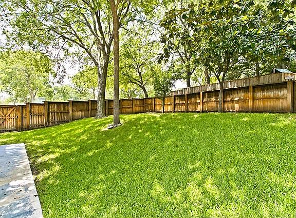 5th image of 2604 Woodland Ct