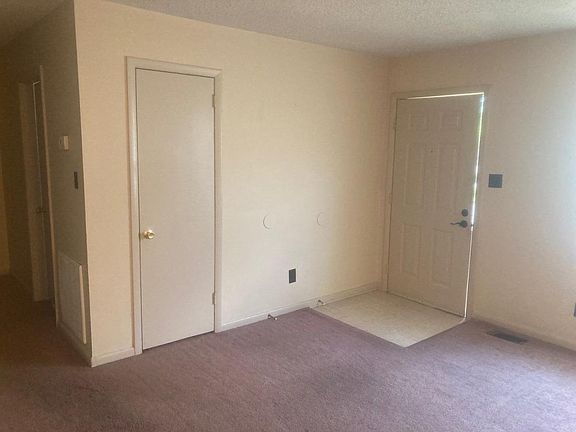 2nd image of 1020 Garden Meadows Dr