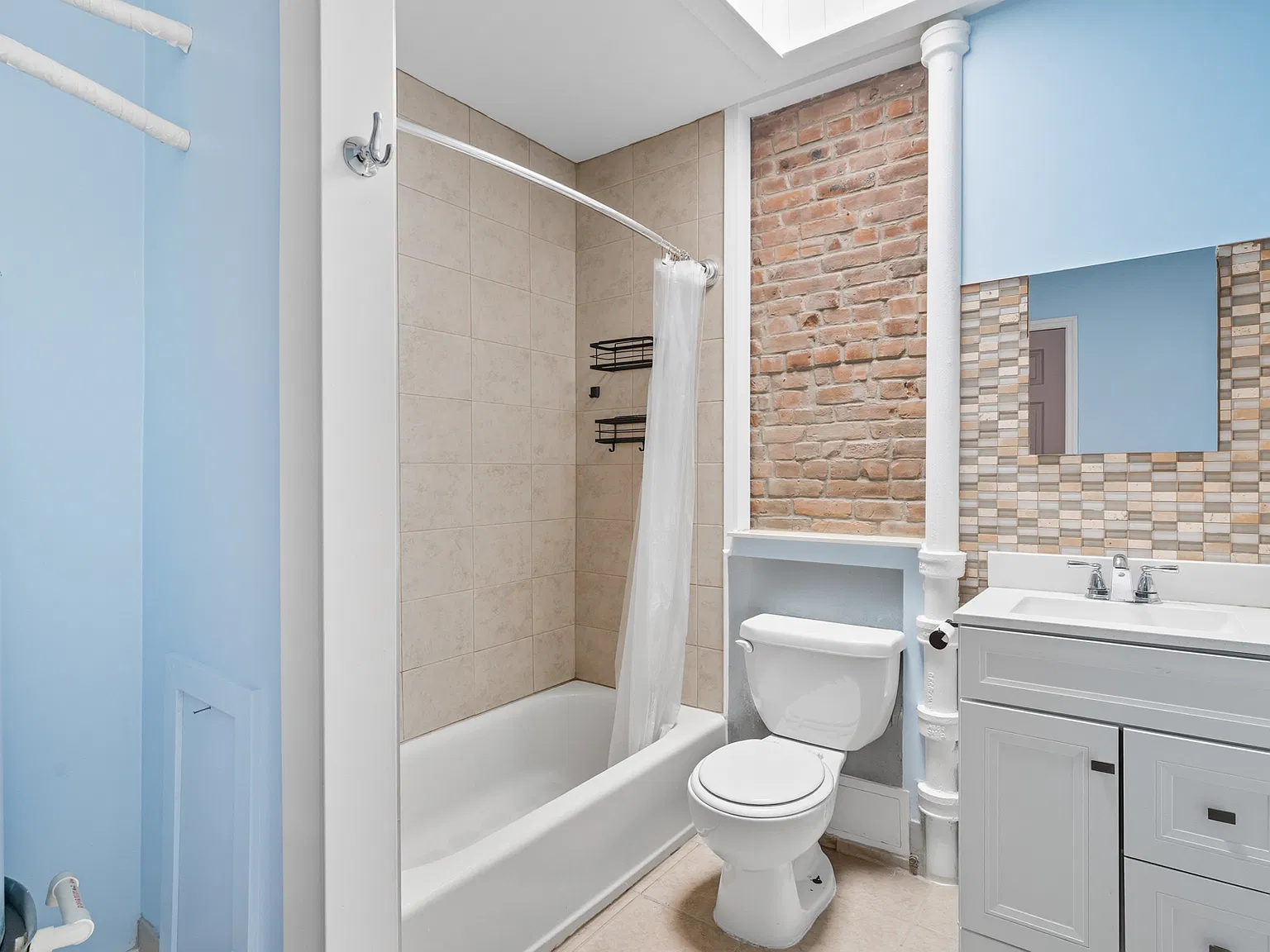 1 bed, $1,825 — Photo 4
