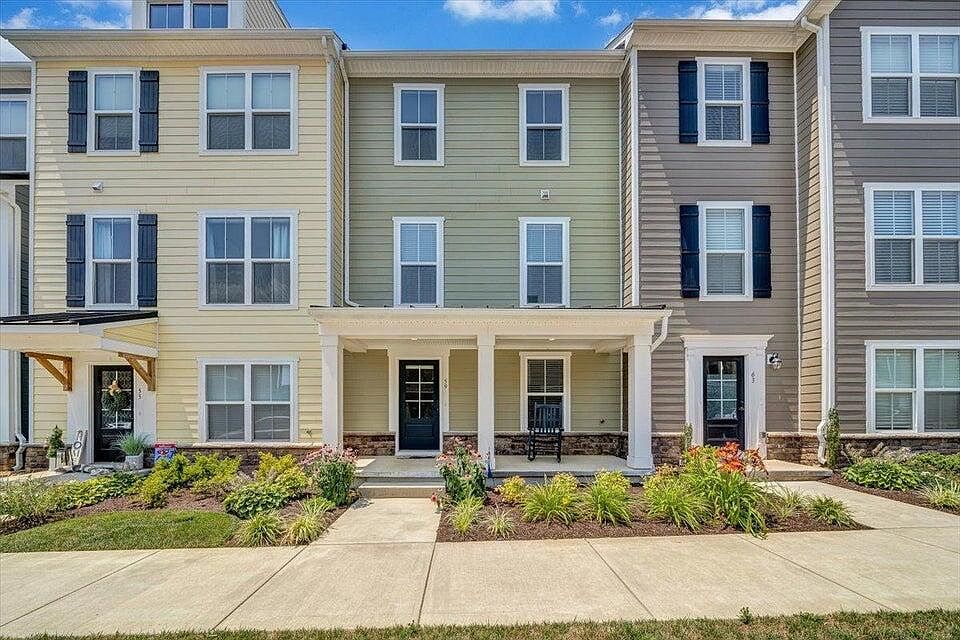 1st image of 59 Broad St