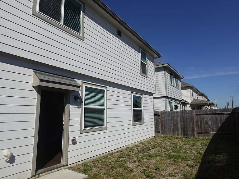 5130 Wolgan Lake Ct — Photo 8