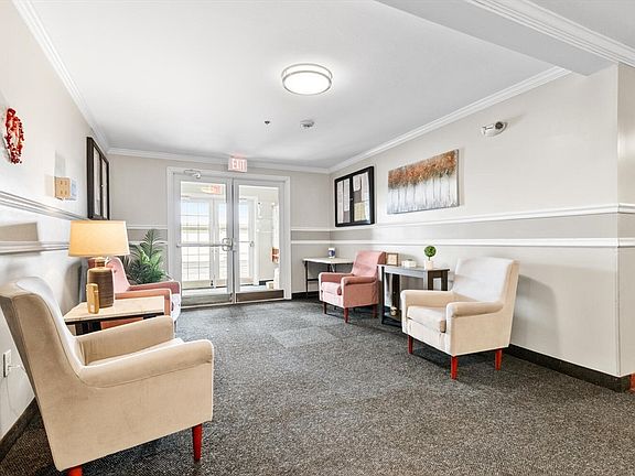 4th image of 115 Eagle Dr Unit 115