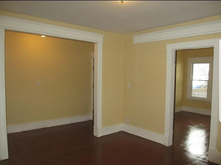 43 Hollywood St #1L — Photo 2