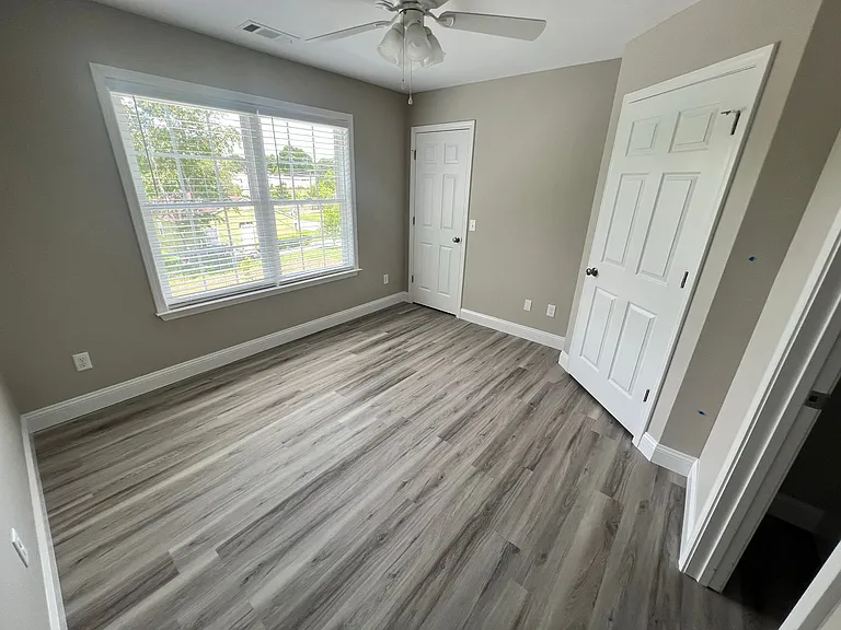 309 Broad St — Photo 10