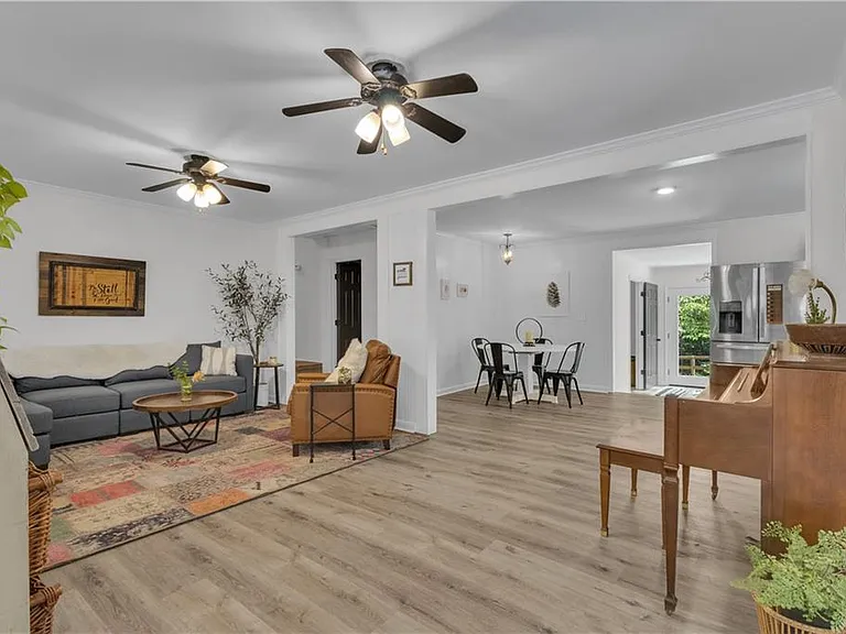 6290 Cascade Palmetto Hwy — Photo 13