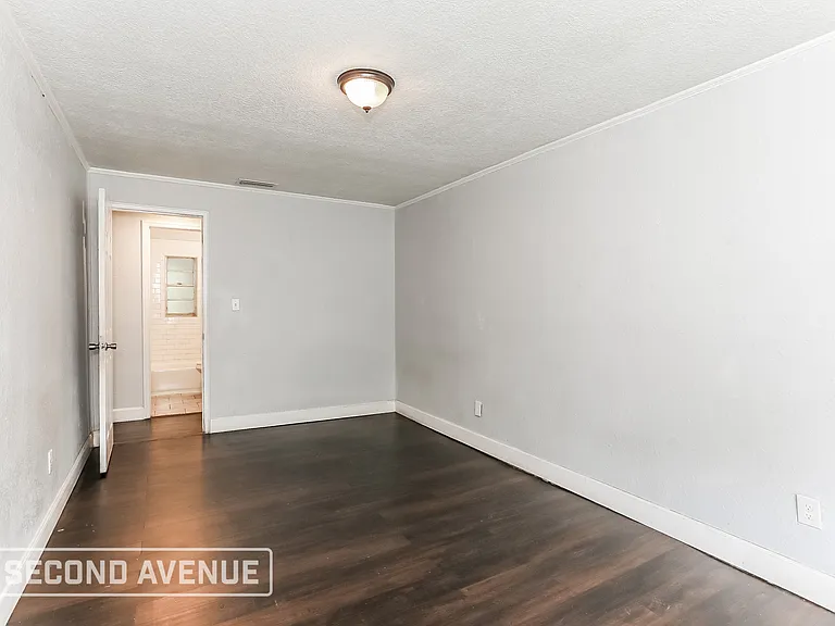 5568 Verbena Rd — Photo 10