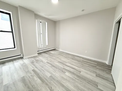 9 Ruggles St Photo 1