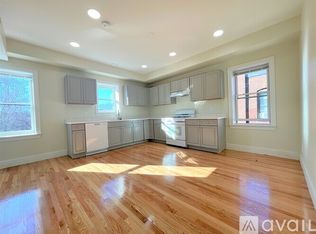 2028 Massachusetts Ave #3C, Cambridge, MA 02140