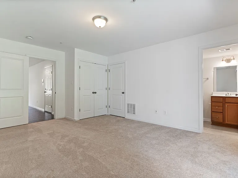 23048 Mountain Laurel Ln — Photo 23