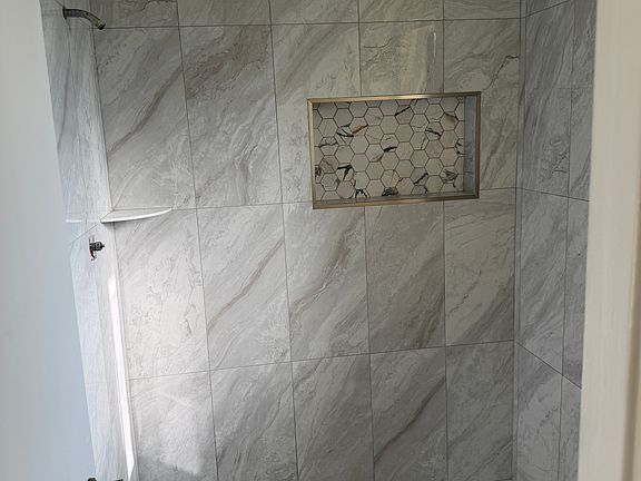 2nd image of 4501 Trumbull Dr