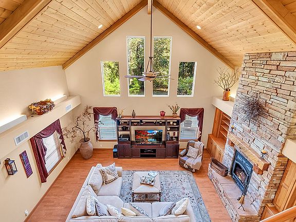 5th image of 5419 Crestline Dr