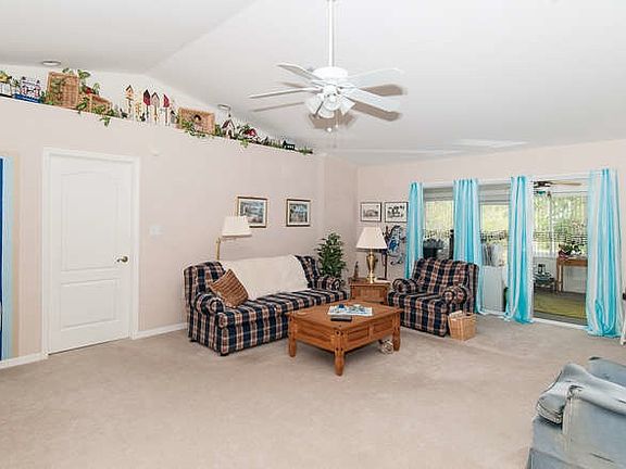 3rd image of 200 Captiva Way NE