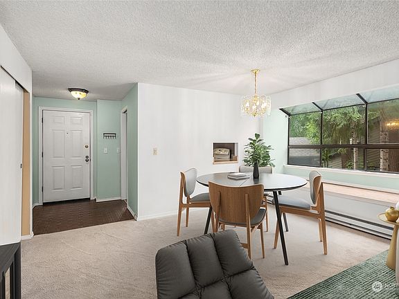5th image of 19123 Ballinger Way NE #201