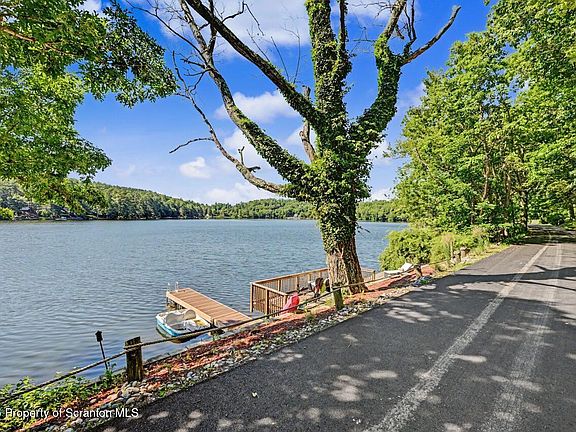4th image of 155 Baylors Lake Rd