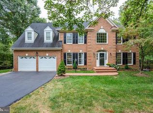 9705 Cymbal Dr, Vienna, VA 22182