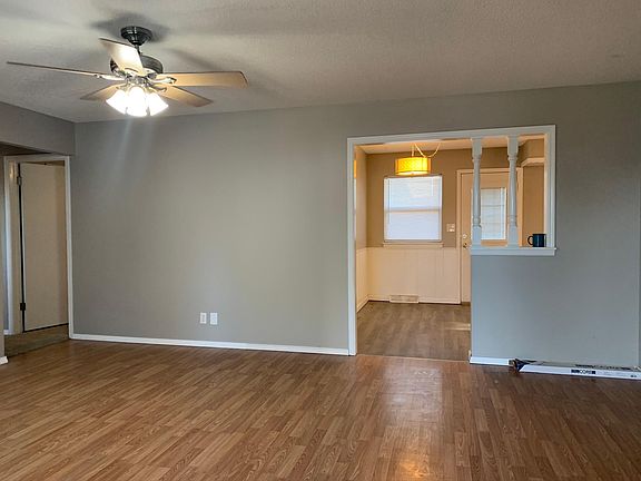 2nd image of 709 Mesquite Dr