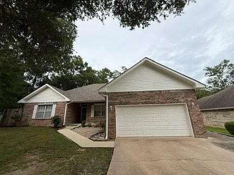 883 Alawai Ave — Photo 2