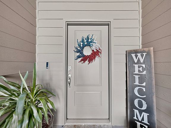 3rd image of 311 Colony Way