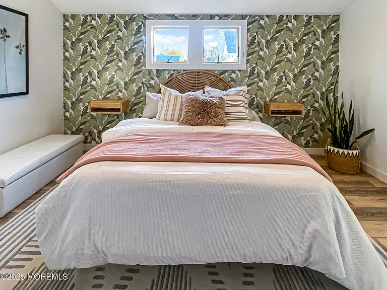 110 Curtis Pl — Photo 12