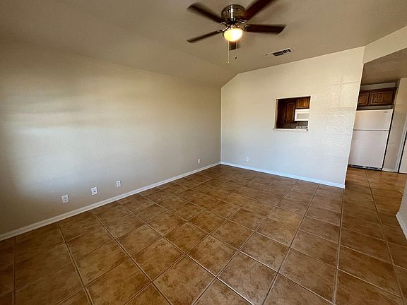 5th image of 1512 Nicholas Cir APT B