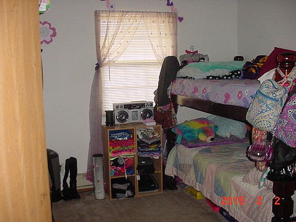 4th image of 95 Copperfield Dr