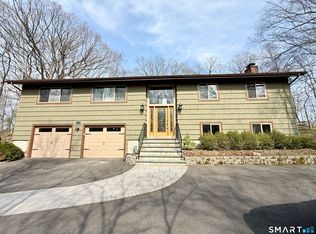 103 Haviland Drive, Trumbull, CT 06611