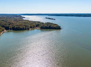 53 Forrest Ln, Stewart, TN 37175