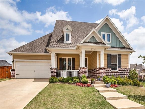 2nd image of 9320 Dahlia Way