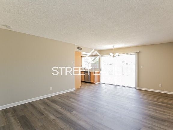 5th image of 4111 W North Ln