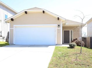 430 Twisted Oaks Ln, Buda, TX 78610