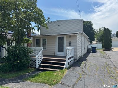 60 Grove Place, West Haven, CT, 06516