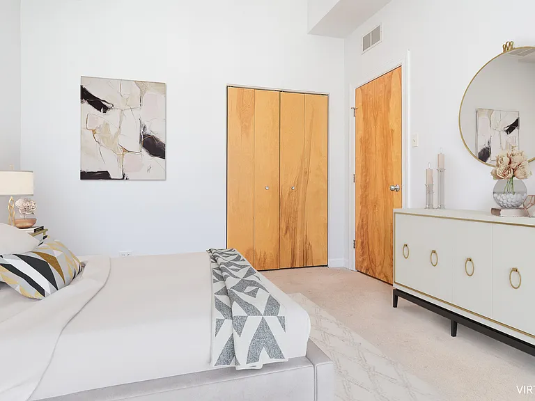 845 W Altgeld St #4D — Photo 24