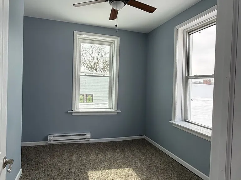320 Main St #1 — Photo 7