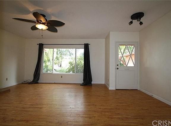 3rd image of 22300 Criswell St
