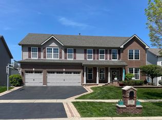 796 Brompton Ln, Bolingbrook, IL 60440