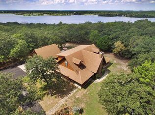 2175 Blanks Rd, Tioga, TX 76271