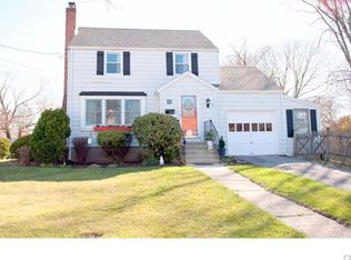 86 Stock St, Stratford, CT 06614