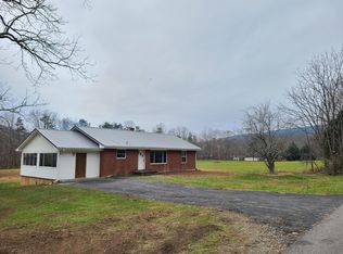 6892 Upper Craigs Creek Rd, Catawba, VA 24070
